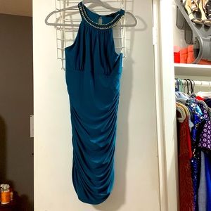 Cute date night dress!